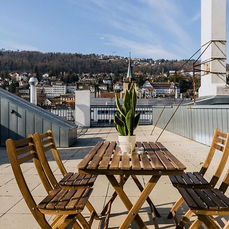 Eigene Wohnung Im Stadtzentrum Mit Wunderschoener Dachterrasse بيل المظهر الخارجي الصورة